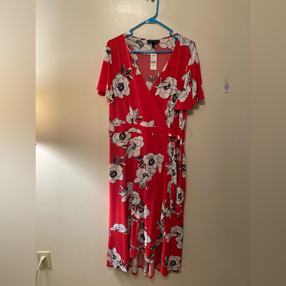 Lane Bryant Size 14/16 Women’s Wrap Floral V-Neck Dress NWT